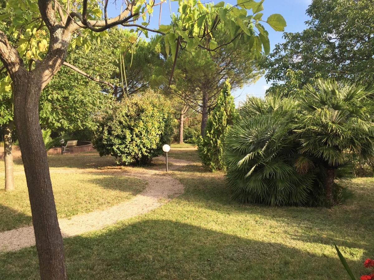 La Casa Nel Verde Larino Exterior foto