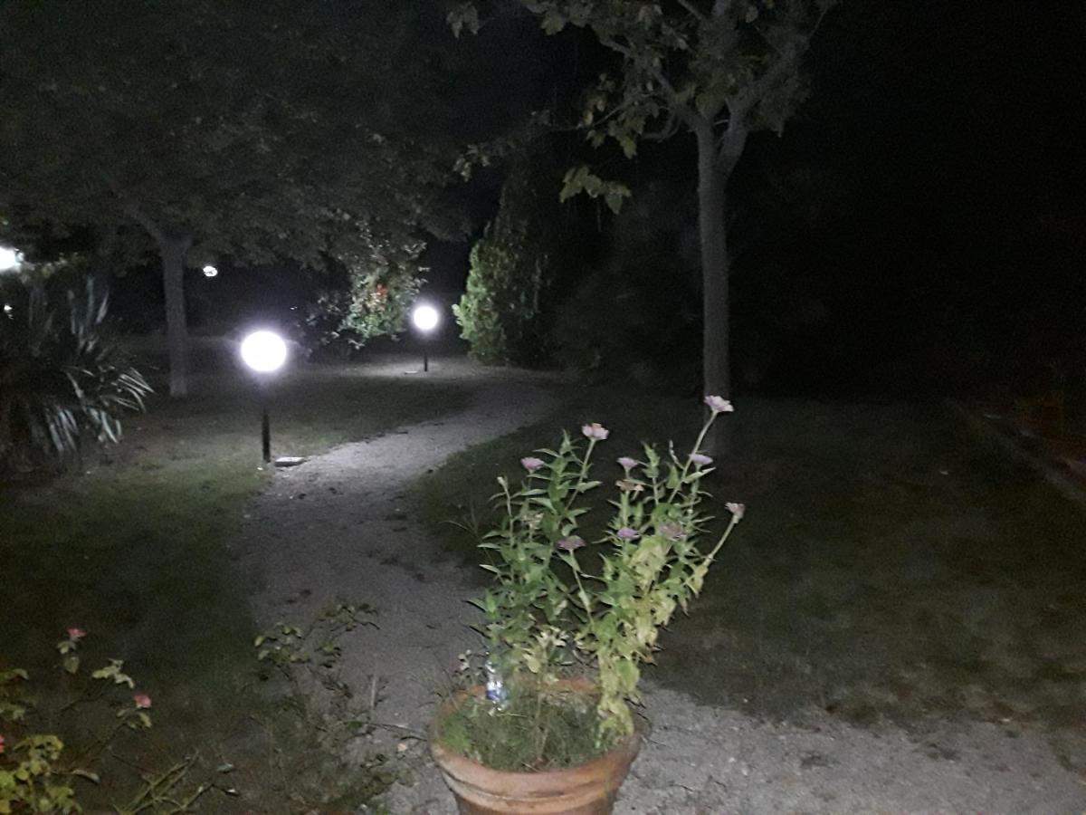 La Casa Nel Verde Larino Exterior foto