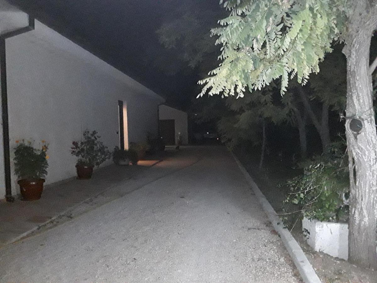 La Casa Nel Verde Larino Exterior foto